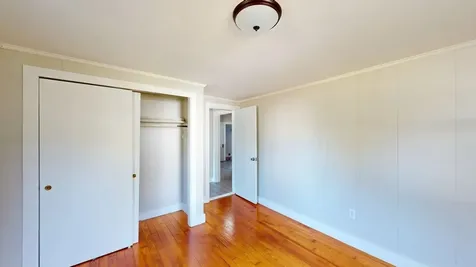 4 Haines Street Nashua NH 03060