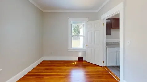 4 Haines Street Nashua NH 03060