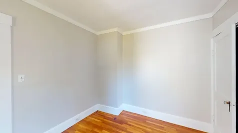 4 Haines Street Nashua NH 03060