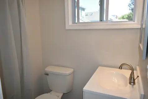 4 Haines Street Nashua NH 03060