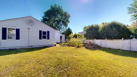 4 Haines Street Nashua NH 03060