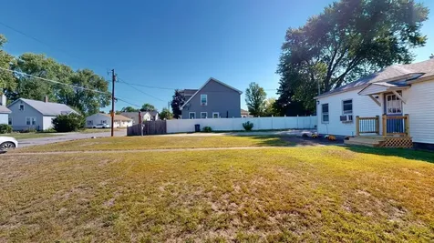 4 Haines Street Nashua NH 03060