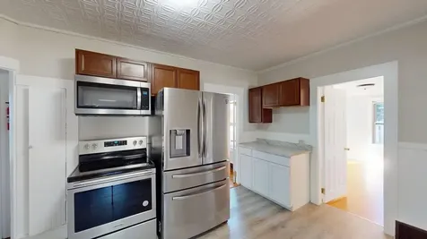 4 Haines Street Nashua NH 03060