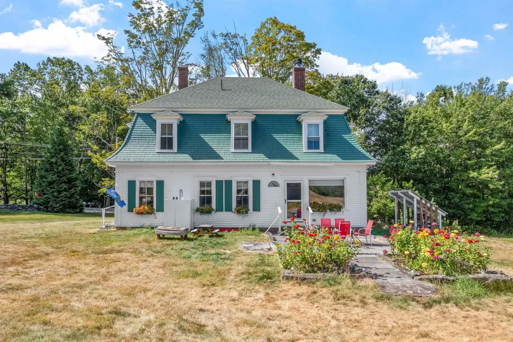 5 Ferry Road Moultonborough NH 03254