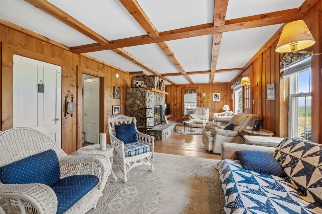 5 Ferry Road Moultonborough NH 03254