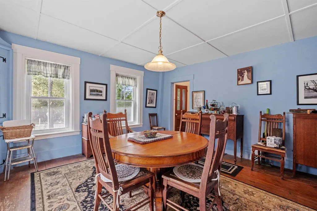 5 Ferry Road Moultonborough NH 03254