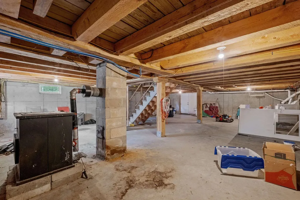 5 Ferry Road Moultonborough NH 03254