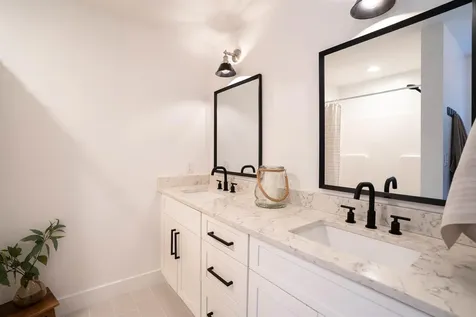 4 Hastings Drive Hampstead NH 03841