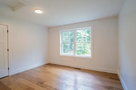 4 Hastings Drive Hampstead NH 03841