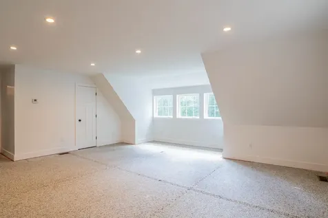 4 Hastings Drive Hampstead NH 03841