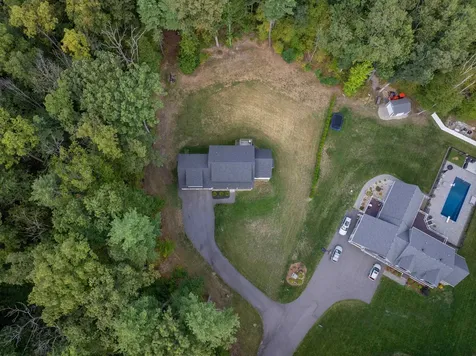 4 Hastings Drive Hampstead NH 03841