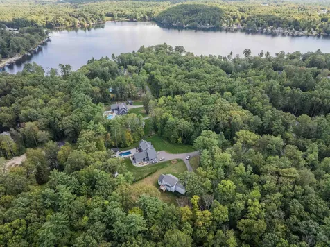 4 Hastings Drive Hampstead NH 03841