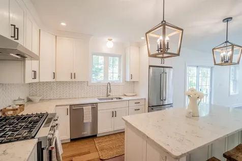 4 Hastings Drive Hampstead NH 03841