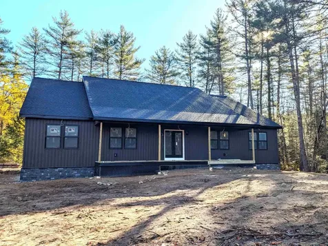 330 Benjamin Wentworth Drive Tamworth NH 03817