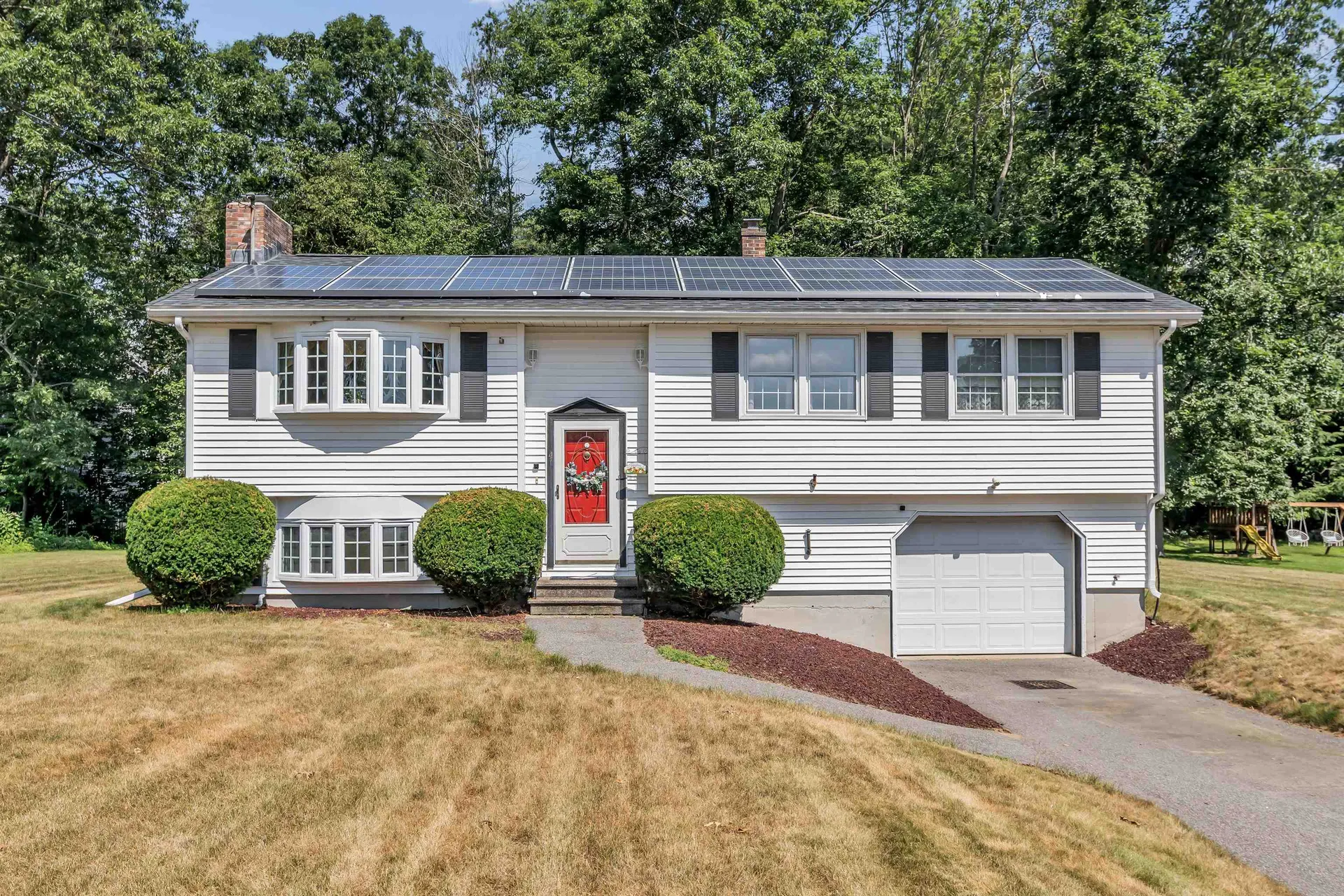 4 Quaker Street Newton NH 03858