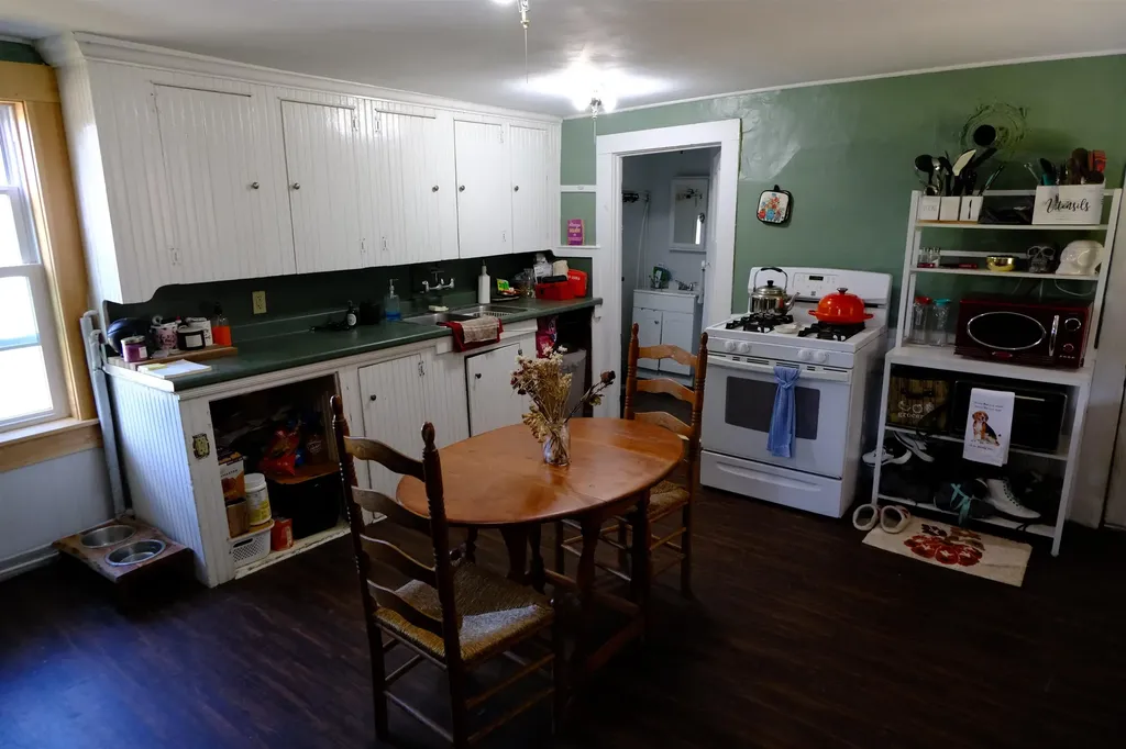 90 East Street Lyndon VT 05851