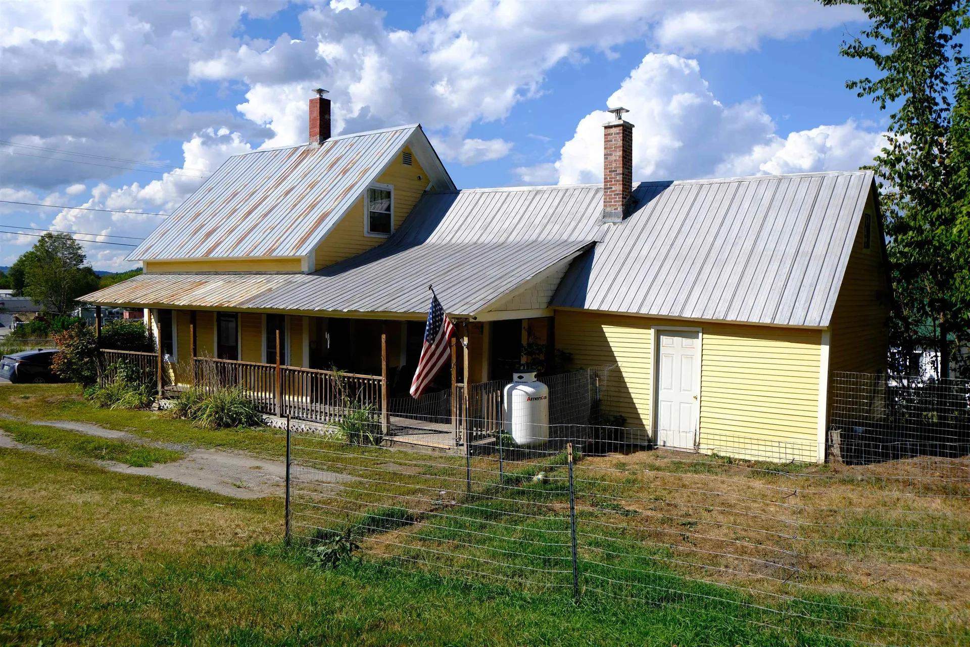 90 East Street Lyndon VT 05851