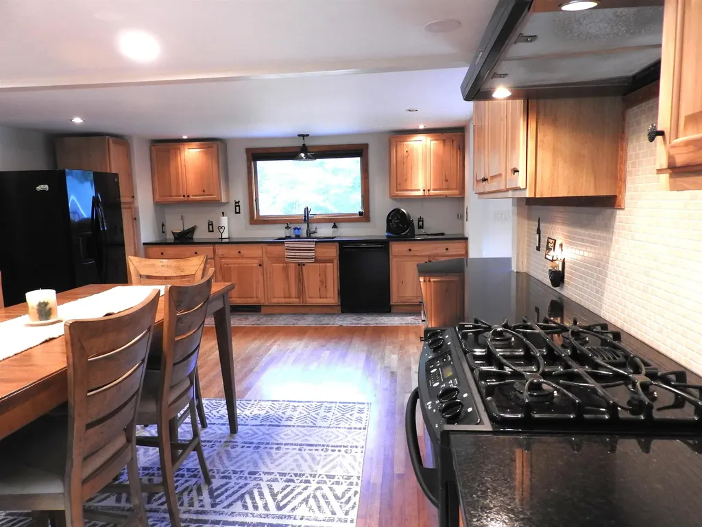 124 Bog Road Concord NH 03303