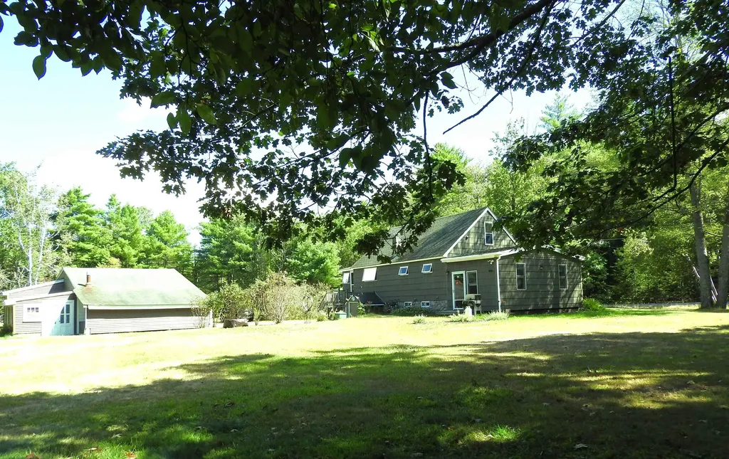 124 Bog Road Concord NH 03303