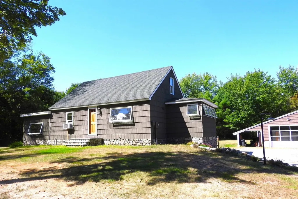 124 Bog Road Concord NH 03303