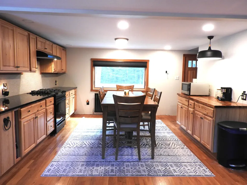 124 Bog Road Concord NH 03303