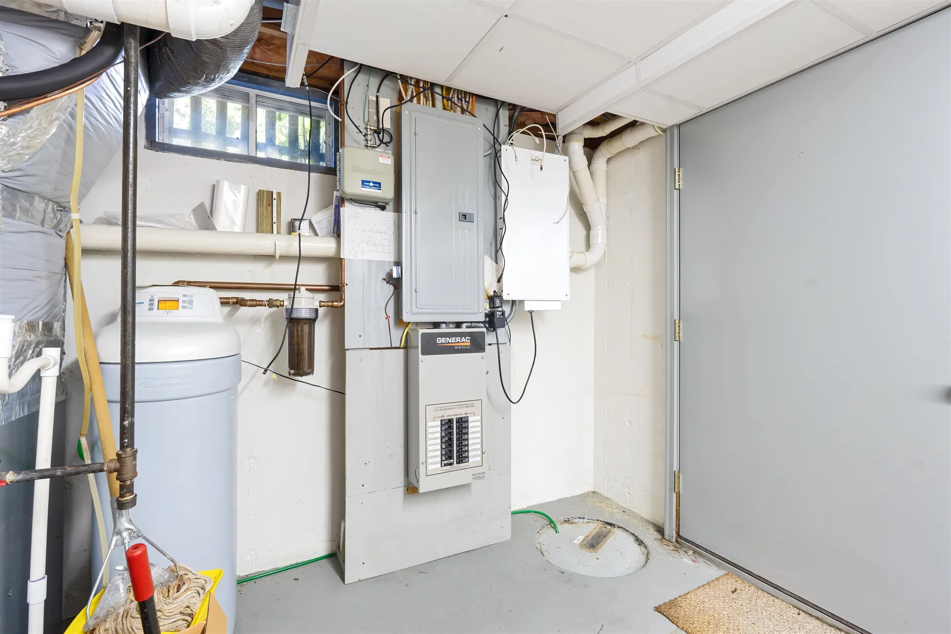 3 Playhouse Circle Hampton NH 03842