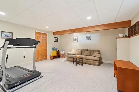 3 Playhouse Circle Hampton NH 03842