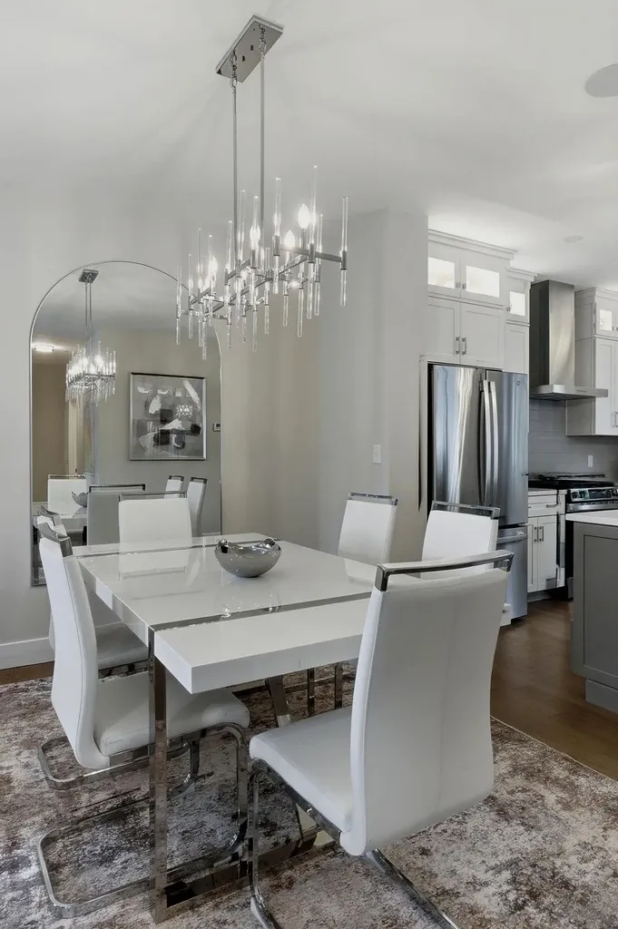 3 Elise Avenue Londonderry NH 03053