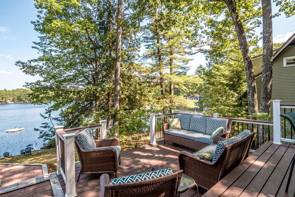 61 Au Bord Du Lac Road Wakefield NH 03830