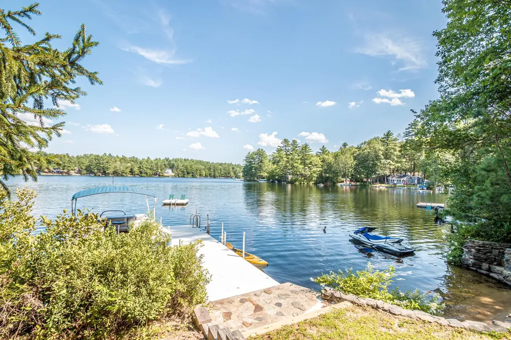 61 Au Bord Du Lac Road Wakefield NH 03830