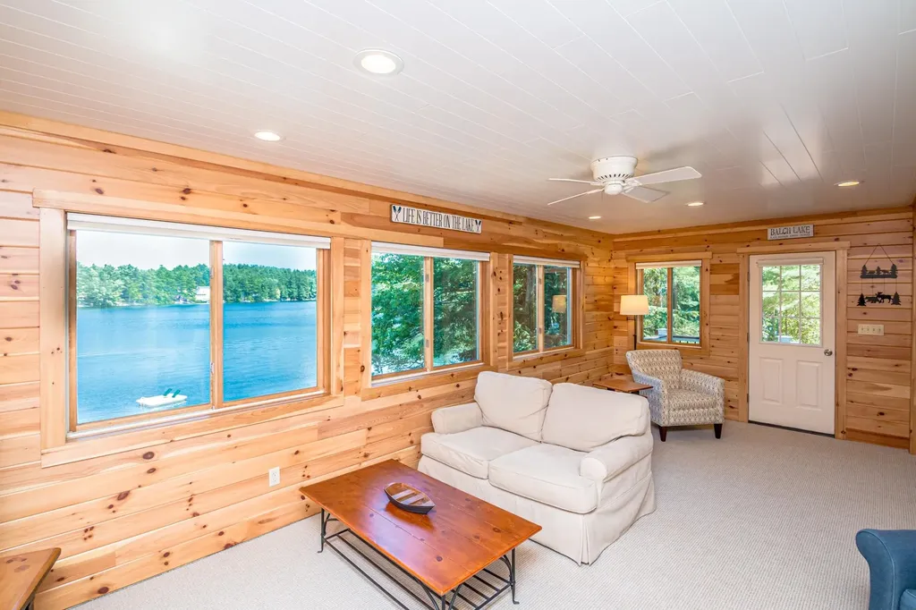 61 Au Bord Du Lac Road Wakefield NH 03830
