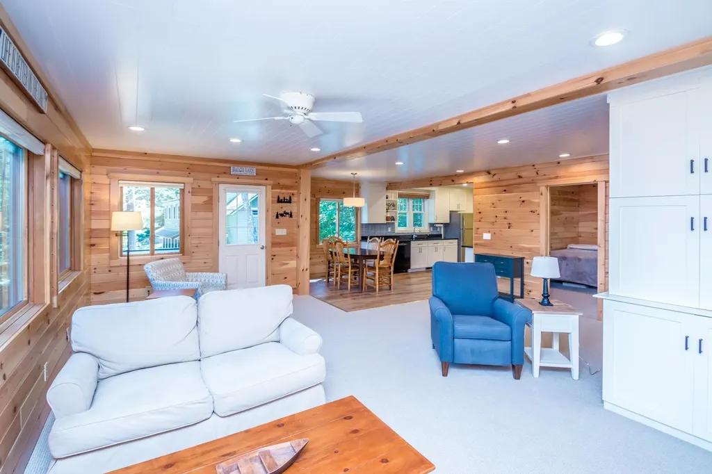 61 Au Bord Du Lac Road Wakefield NH 03830