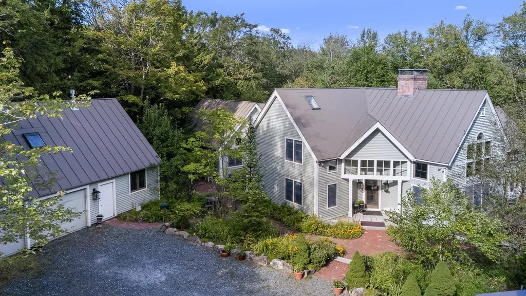 45 Bright Slope Way Grantham NH 03753