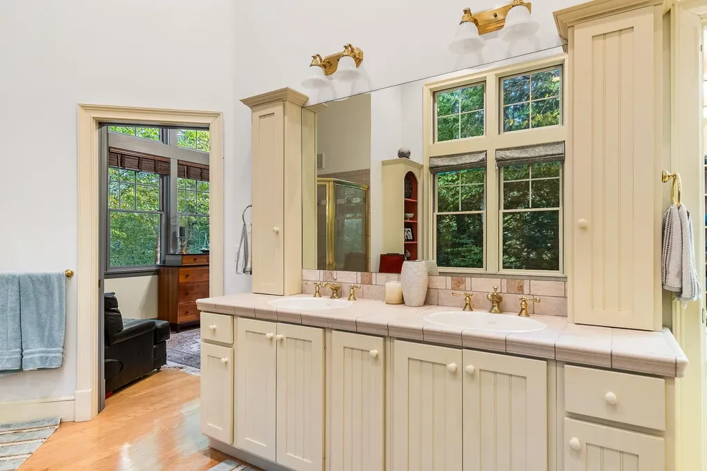 45 Bright Slope Way Grantham NH 03753