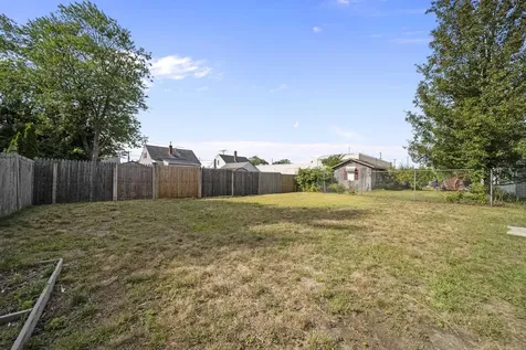 45-47 Brunelle Avenue Manchester NH 03103