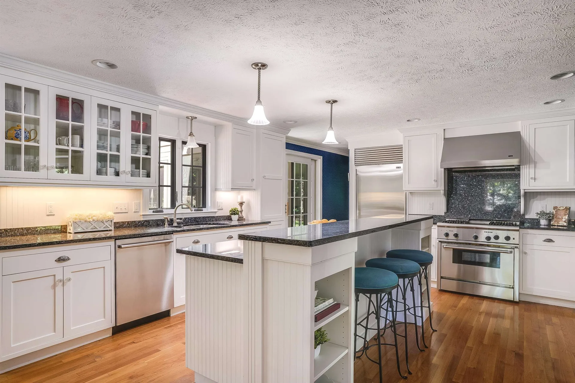 12 Crestwood Court Amherst NH 03031