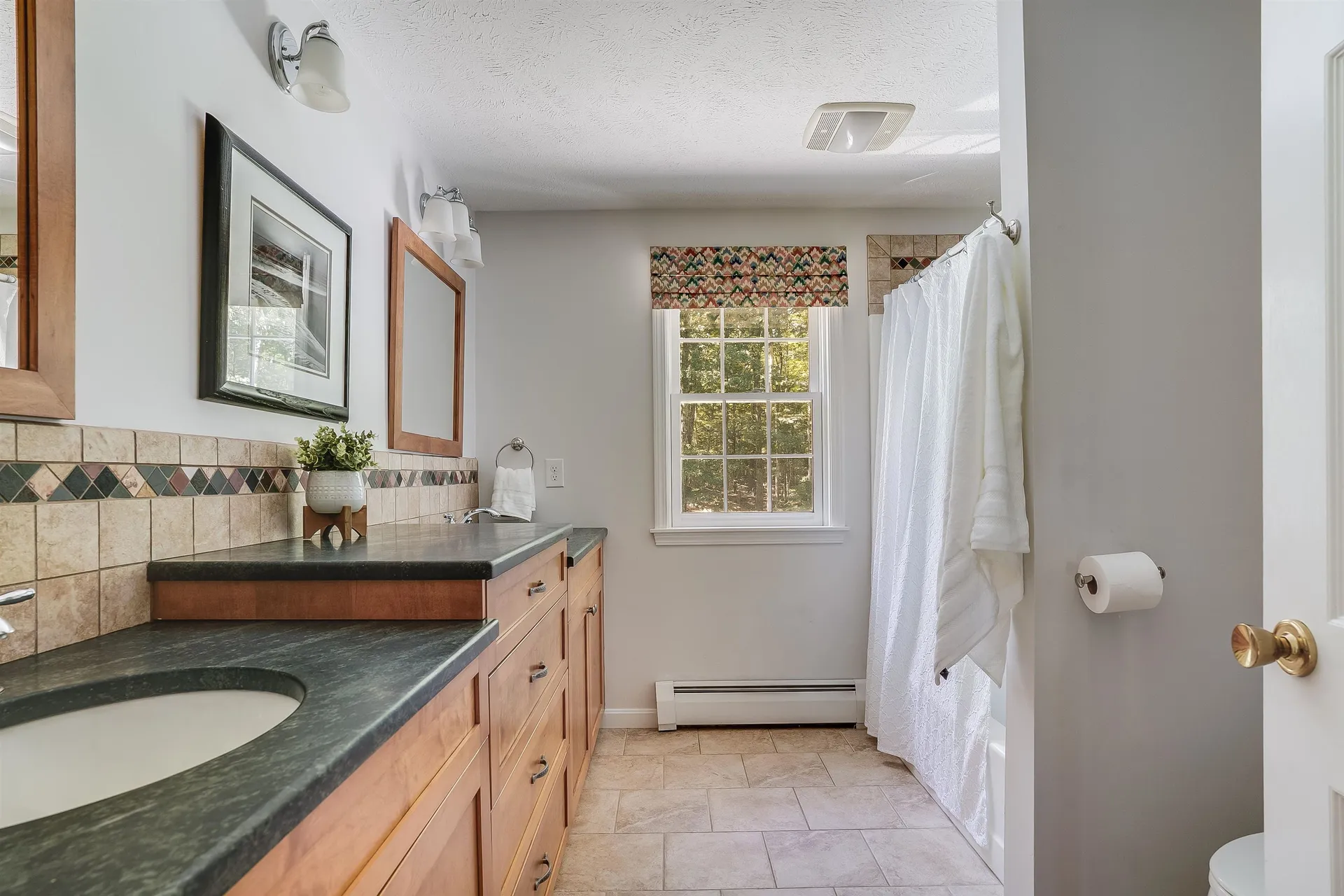 12 Crestwood Court Amherst NH 03031