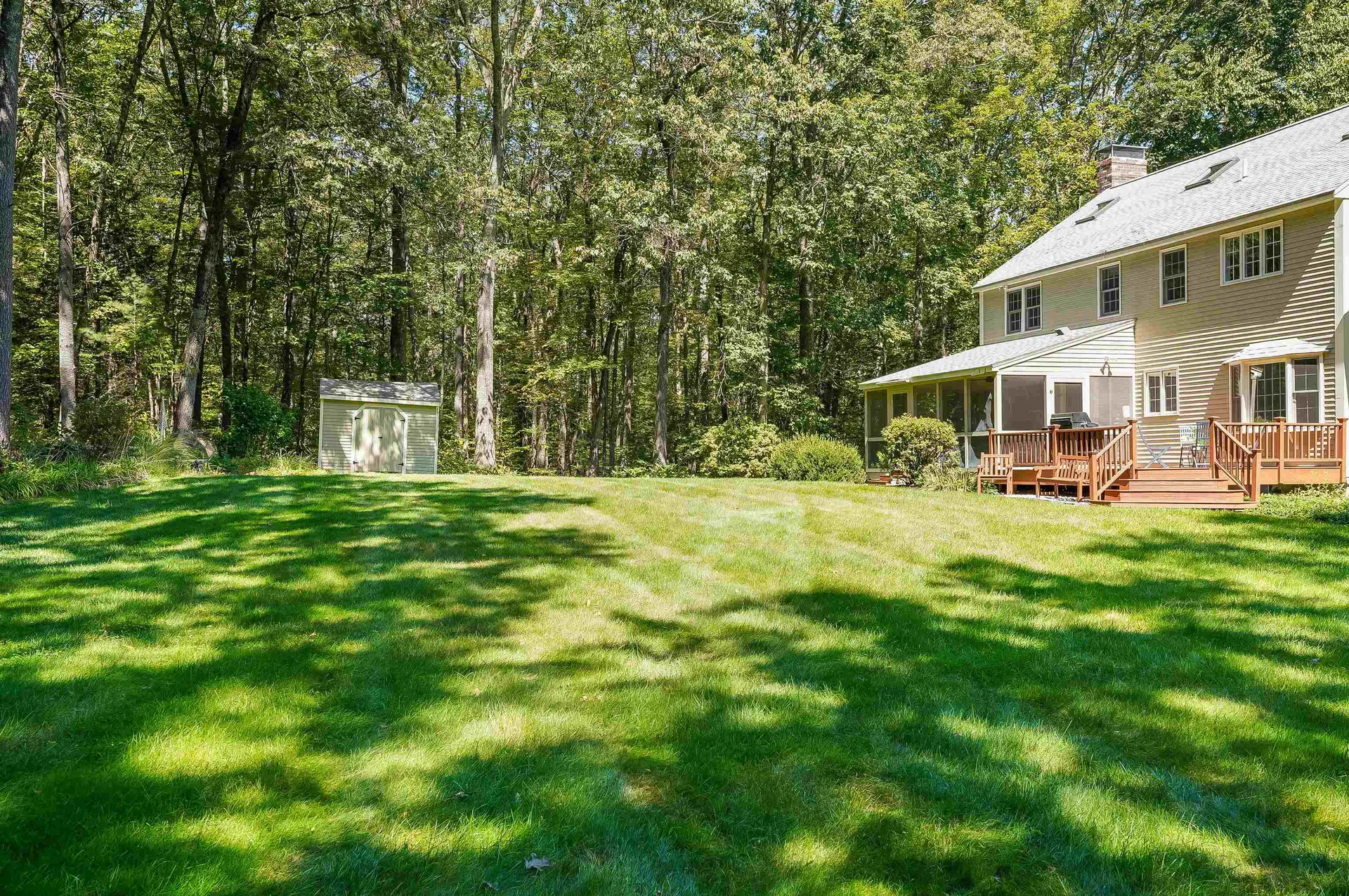 12 Crestwood Court Amherst NH 03031