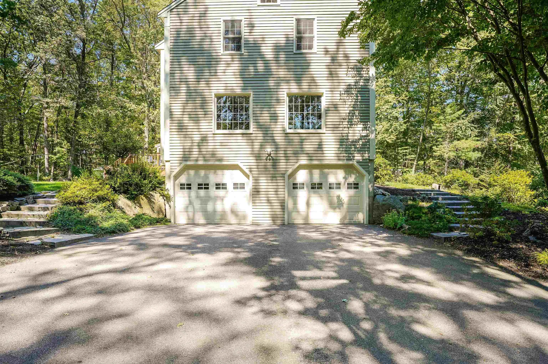 12 Crestwood Court Amherst NH 03031