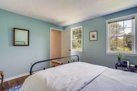 12 Crestwood Court Amherst NH 03031