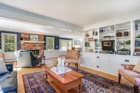 12 Crestwood Court Amherst NH 03031