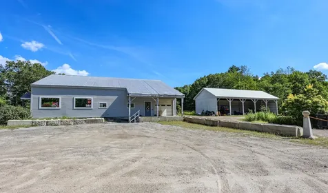 822 Flanders Road Henniker NH 03242