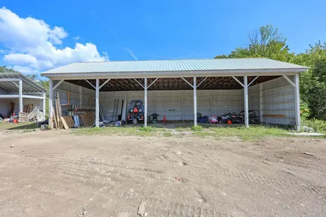 822 Flanders Road Henniker NH 03242