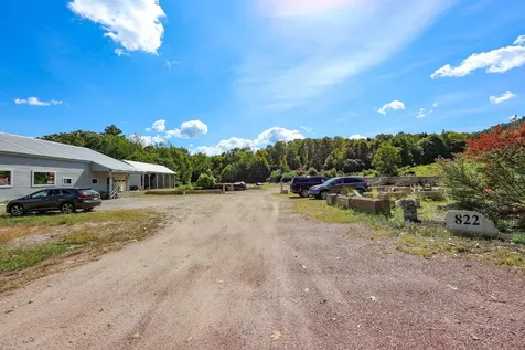 822 Flanders Road Henniker NH 03242