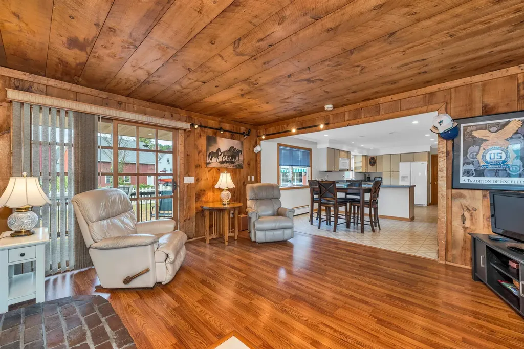 7 Countryside Drive Gilford NH 03249