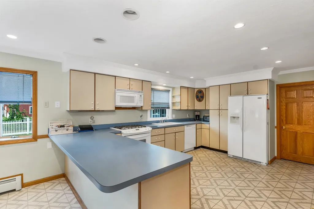 7 Countryside Drive Gilford NH 03249