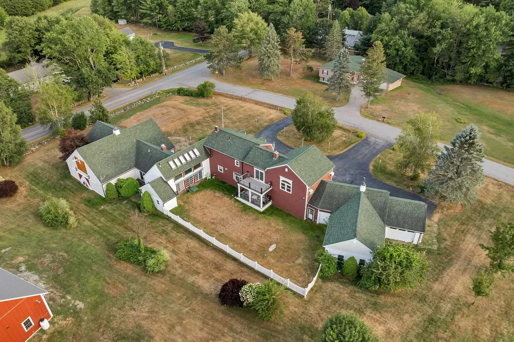 7 Countryside Drive Gilford NH 03249