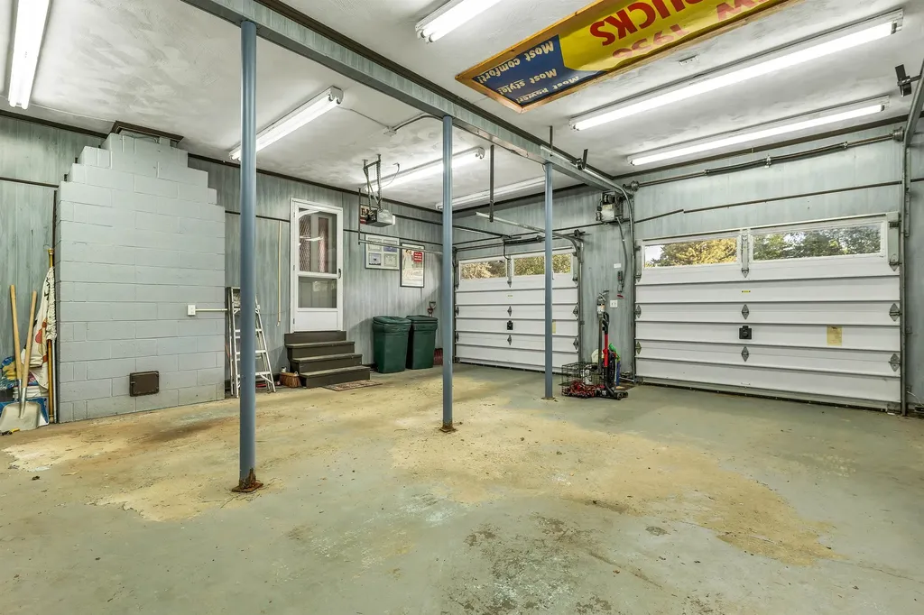 7 Countryside Drive Gilford NH 03249