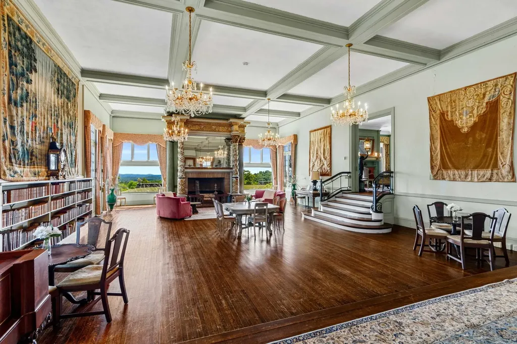 4 Windmill Hill Road Dublin NH 03444