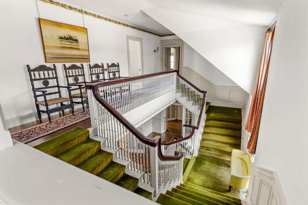 4 Windmill Hill Road Dublin NH 03444